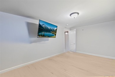 Welcome to this beautifully designed 4-bedroom, 3-bath expanded - photo 20