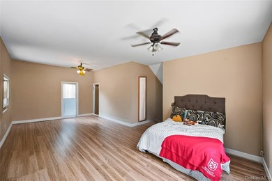 Welcome to this beautifully designed 4-bedroom, 3-bath expanded - photo 24