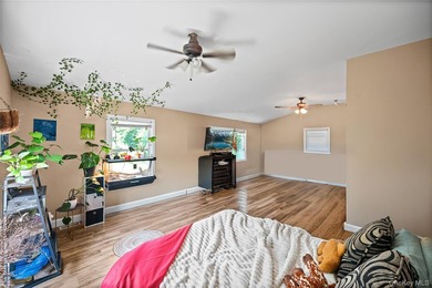 Welcome to this beautifully designed 4-bedroom, 3-bath expanded - photo 25