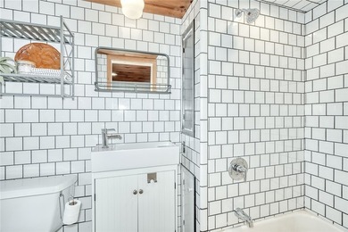 Welcome home to this beautifully updated 4-bedroom, 2-bath - photo 36