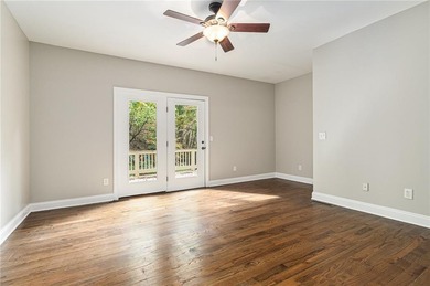 Welcome to your dream lakeside getaway, located in the - photo 13