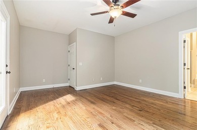 Welcome to your dream lakeside getaway, located in the - photo 14