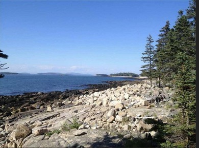 Large bold oceanfront parcel on the west facing shore of - photo 5