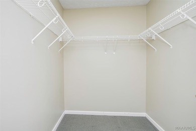 BEAUTIFUL CONDO and Move-In Ready in a great community. Roomy - photo 22