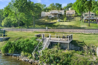 Affordable lake living! This home is perfectly situated on the - photo 2