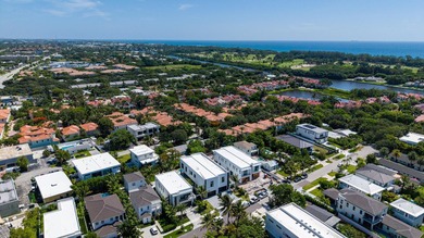 In sought-after Delray Beach, two new-construction - photo 44