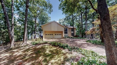 THIS ARCHITECT DESIGNED, 3943 SQ FT LAKEFRONT CONTEMPORARY HOME - photo 12