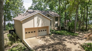 THIS ARCHITECT DESIGNED, 3943 SQ FT LAKEFRONT CONTEMPORARY HOME - photo 13