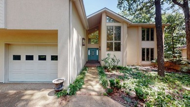 THIS ARCHITECT DESIGNED, 3943 SQ FT LAKEFRONT CONTEMPORARY HOME - photo 14