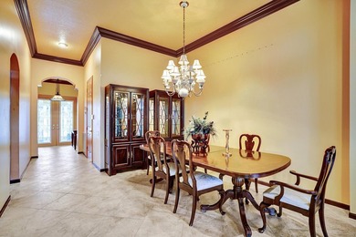 Beautiful Mediterranean-style 1-story home on a desirable corner - photo 15