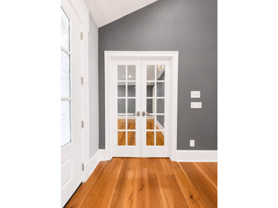 Highly desirable single-level home located in the heart of Old - photo 17