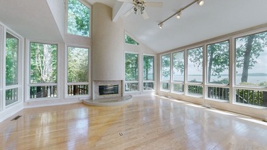 THIS ARCHITECT DESIGNED, 3943 SQ FT LAKEFRONT CONTEMPORARY HOME - photo 17