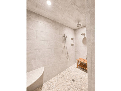 Highly desirable single-level home located in the heart of Old - photo 24
