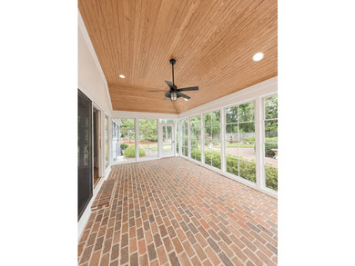 Highly desirable single-level home located in the heart of Old - photo 28