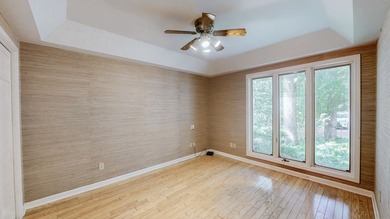 THIS ARCHITECT DESIGNED, 3943 SQ FT LAKEFRONT CONTEMPORARY HOME - photo 29