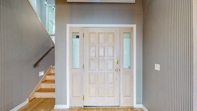 THIS ARCHITECT DESIGNED, 3943 SQ FT LAKEFRONT CONTEMPORARY HOME - photo 33