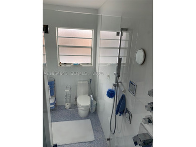 Beautiful Waterfront property located in the highly sought out - photo 4
