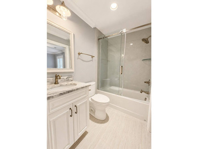 Highly desirable single-level home located in the heart of Old - photo 36