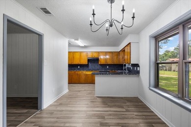 Looking for the perfect place to enjoy East Texas lake living? - photo 4