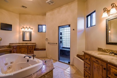 Exceptional Desert Escape situated on a cul-de-sac lot in - photo 19