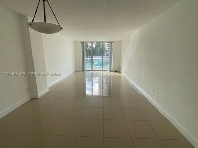 Sunny Isles Beach, BEAUTIFUL INTRACOASTAL VIEW. Discover the - photo 22