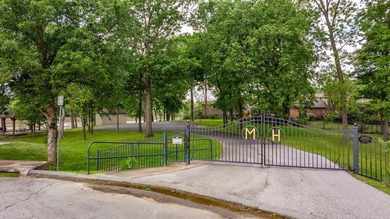 Welcome to this one-of-a-kind home in Maumelle! A uniquely - photo 48