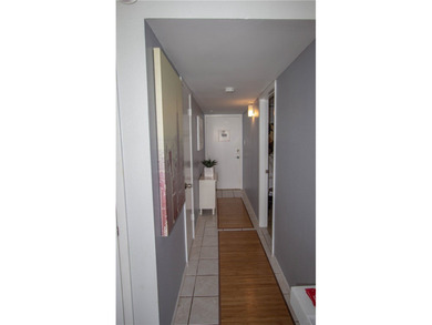 INVESTORS!!!!REDUCED!!!!!! PRICED TO SELL!!!!This beautifully - photo 4