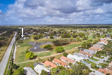 Stunning golf & lake views over Hole 4 of the West Course set - photo 2