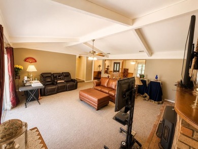 Welcome to The Homeplace, a private lakeside retreat in Hughes - photo 6