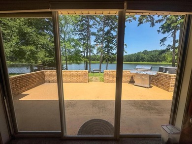 Welcome to The Homeplace, a private lakeside retreat in Hughes - photo 7