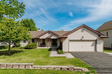 Sizable 3 BR, 2.5 BA 2.5 car att. split bedroom ranch with - photo 1