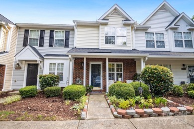 Lake Townhome/Townhouse For Sale in Charlotte, North Carolina