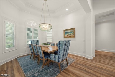 Beautiful fully reimagined and updated home in the private golf - photo 14