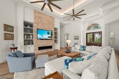 Beautiful fully reimagined and updated home in the private golf - photo 18