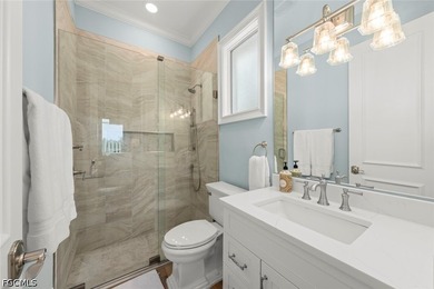 Beautiful fully reimagined and updated home in the private golf - photo 33