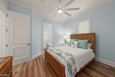 Beautiful fully reimagined and updated home in the private golf - photo 34