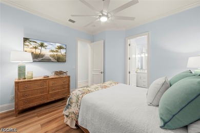 Beautiful fully reimagined and updated home in the private golf - photo 35