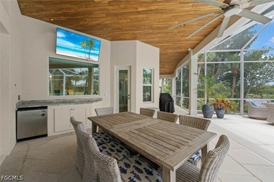 Beautiful fully reimagined and updated home in the private golf - photo 46