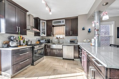 location! location! Prime Auburndale location! This tastefully - photo 6