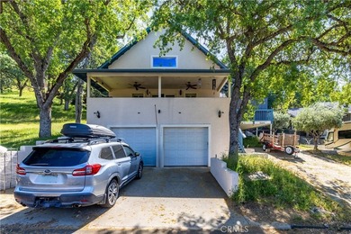 PRICE REDUCED! Located in the gated lake community of Oak Shores - photo 1