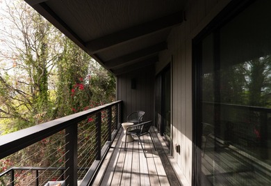 Ideally situated between the Upper East and Lower Riviera, this - photo 19
