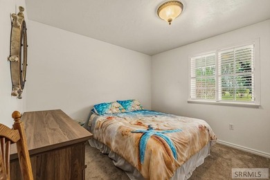 THIS PROPERTY IS CURRENTLY UNDER CONTRACT WITH A 48 HR FIRST - photo 21