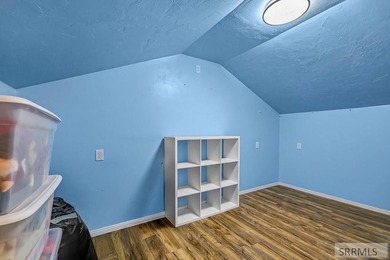 THIS PROPERTY IS CURRENTLY UNDER CONTRACT WITH A 48 HR FIRST - photo 24