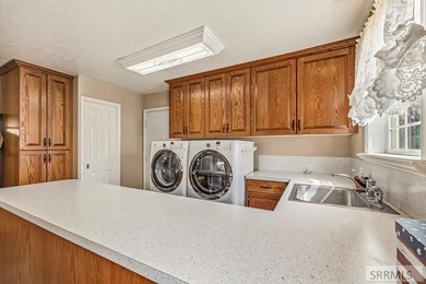 THIS PROPERTY IS CURRENTLY UNDER CONTRACT WITH A 48 HR FIRST - photo 26