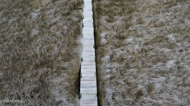 Welcome to 107 Pin Oak Ct, Beaufort, NC 28516! Nestled within - photo 32