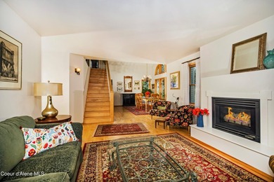 Beautifully crafted 3 bedroom, 2.5 bath home offering quality - photo 8