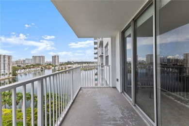 Lake Condo For Sale in Aventura, Florida