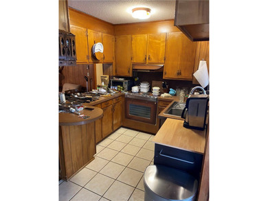 Enjoy the best of lake life in this charming 3-bedroom, 2-bath - photo 11