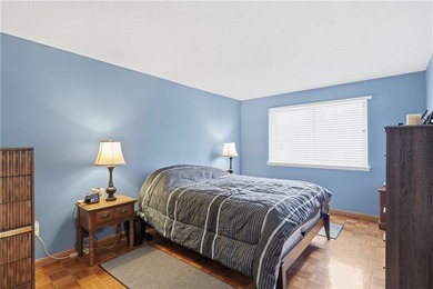 * Beautifully Designed 2nd floor End Unit with direct access - photo 16