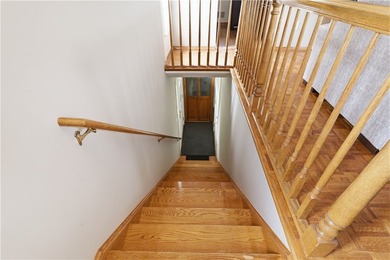 * Beautifully Designed 2nd floor End Unit with direct access - photo 24